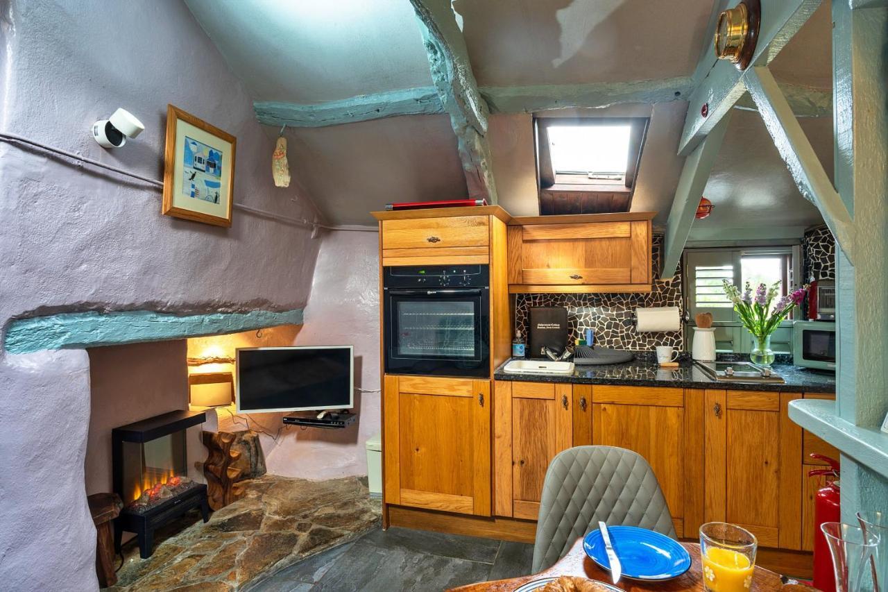 Finest Retreats - Fishermans Cottage ティンタジェル エクステリア 写真
